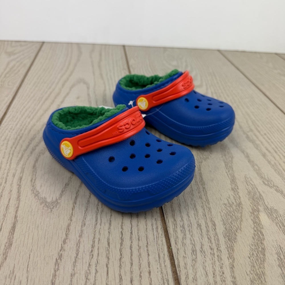 Crocs Classic Lined Kids Clogs c7 Blue Bolt/Multi $56 Children's Shoes